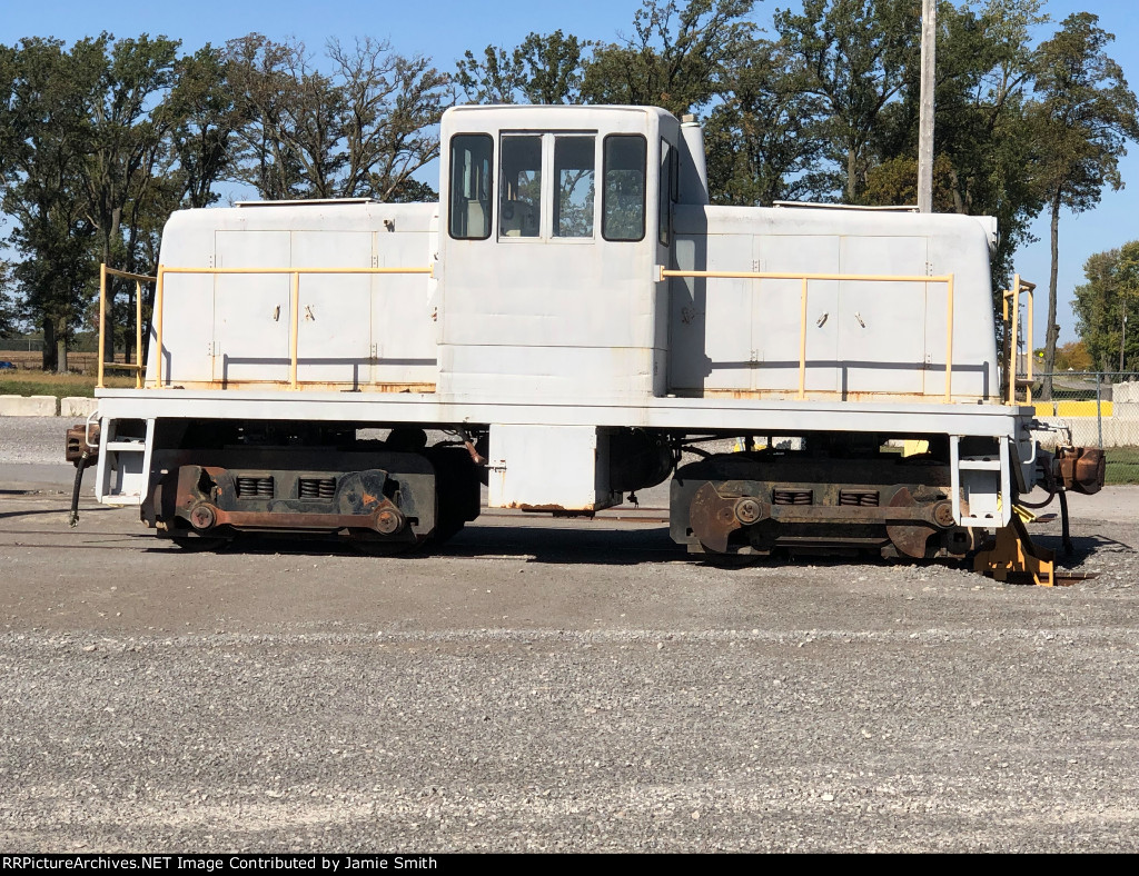 Center cab switcher